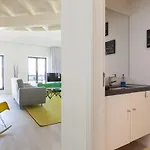 Guestready - Stylish With Parking Apartment Lissabon
