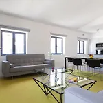 Guestready - Stylish With Parking * Lissabon
