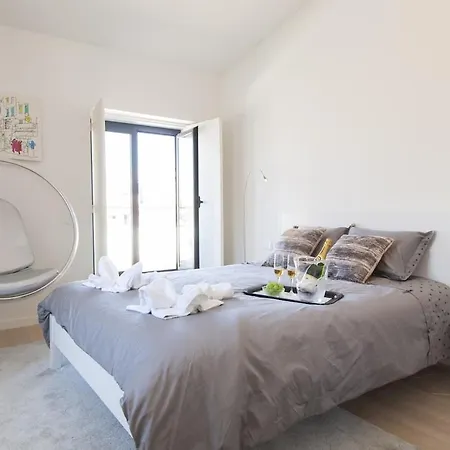 Guestready - Central Stylish Home With Parking Lisboa