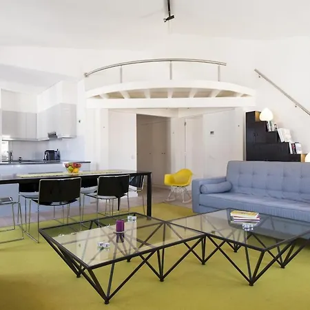 Guestready - Stylish With Parking 아파트 *