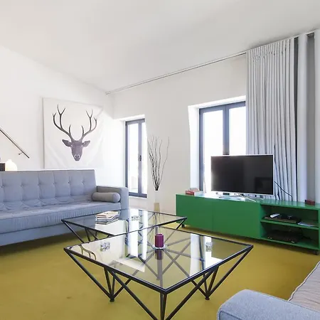 Appartamento Guestready - Central Stylish Home With Parking Lisbona