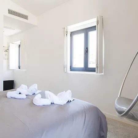 Guestready - Central Stylish Home With Parking Lisbona