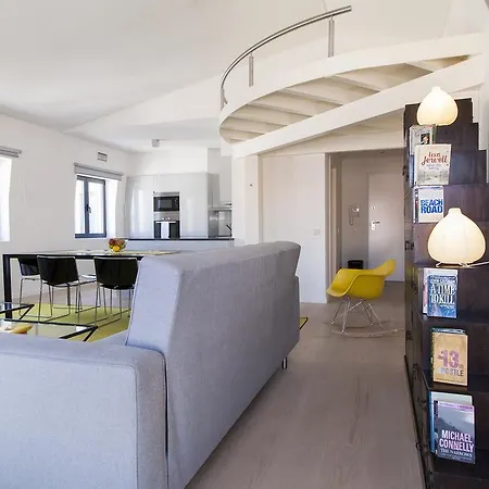 Guestready - Central Stylish Home With Parking Appartamento Lisbona